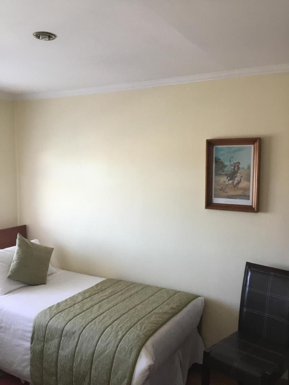 Hostal Buena Estancia Пунта-Аренас Екстер'єр фото